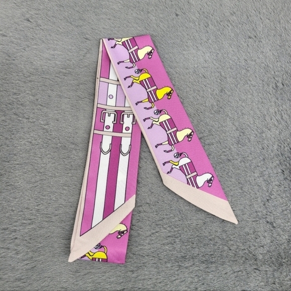 New Horse Print Silk Skinny Scarf Twilly - Picture 3 of 7
